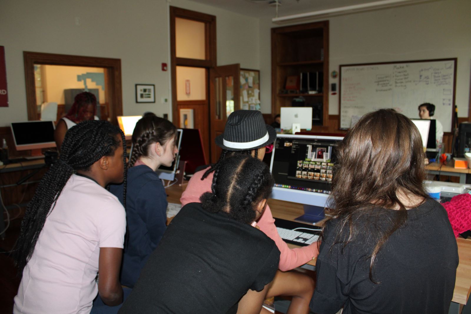 woodward students working at computers