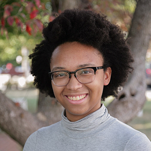 Photo of Nia Holloman